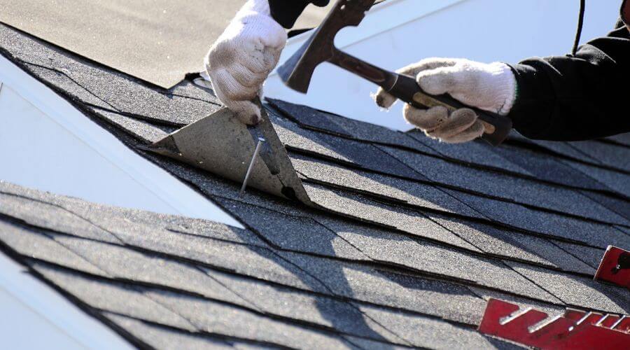 Professional gutter cleaning in Vinson, OK